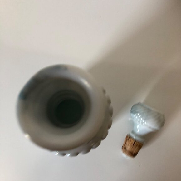 Vintage Slag Glass Decanter Marbled Embossed Milk Glass Liquor Bottle Stopper #2 - Picture 8 of 8